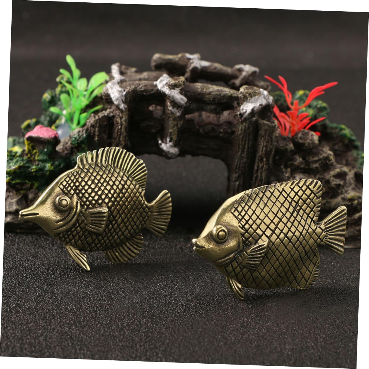 Amazon.co.jp: Happyyami 2個 銅 魚 彫刻 銅 魚 像 黄金 魚 ライト